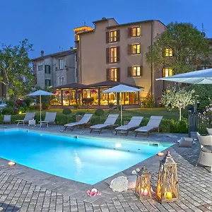 http://hotel-al-grappolo-doro.hotels-perugia.com